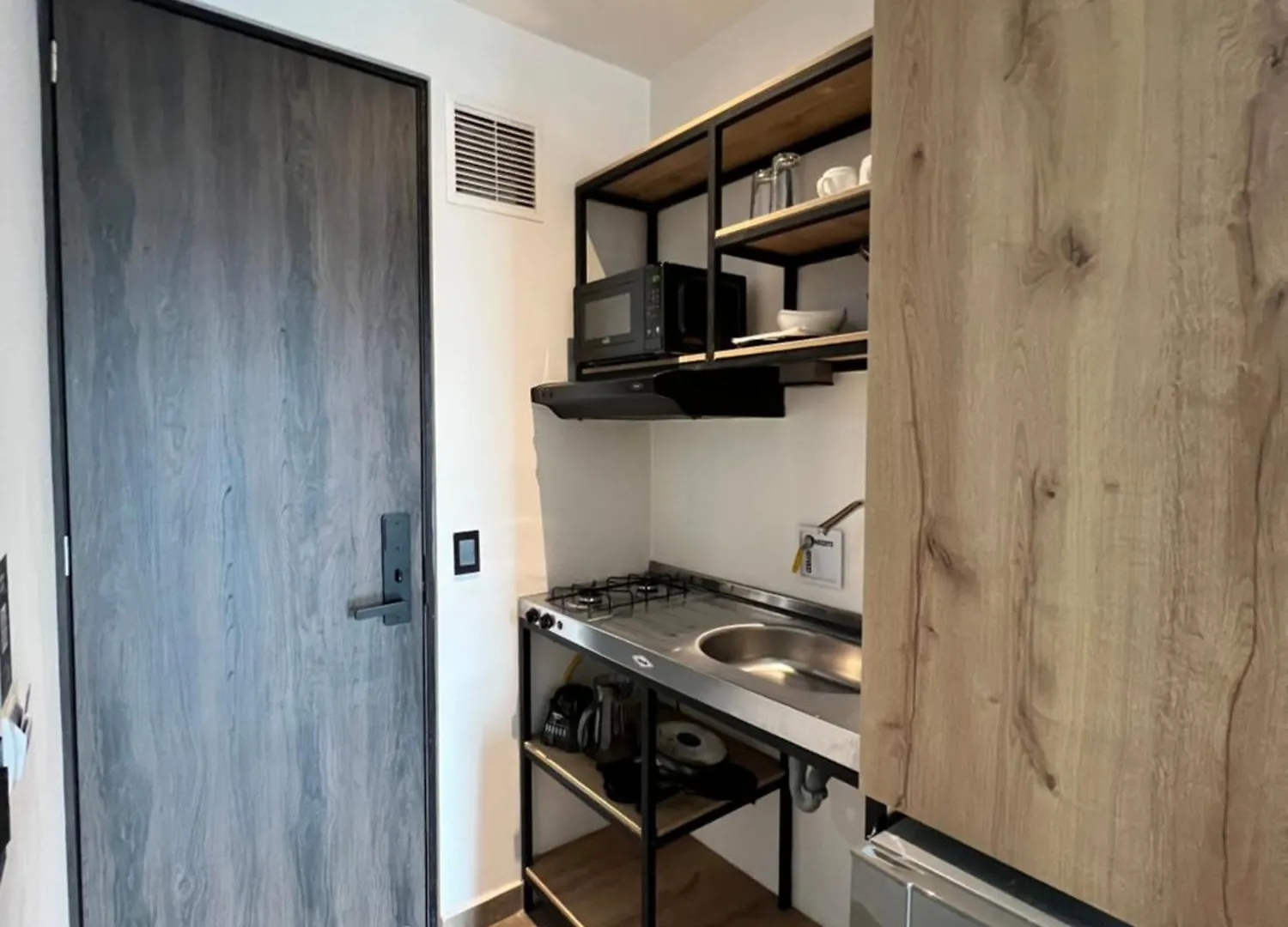 מדיין Hotel App Mde