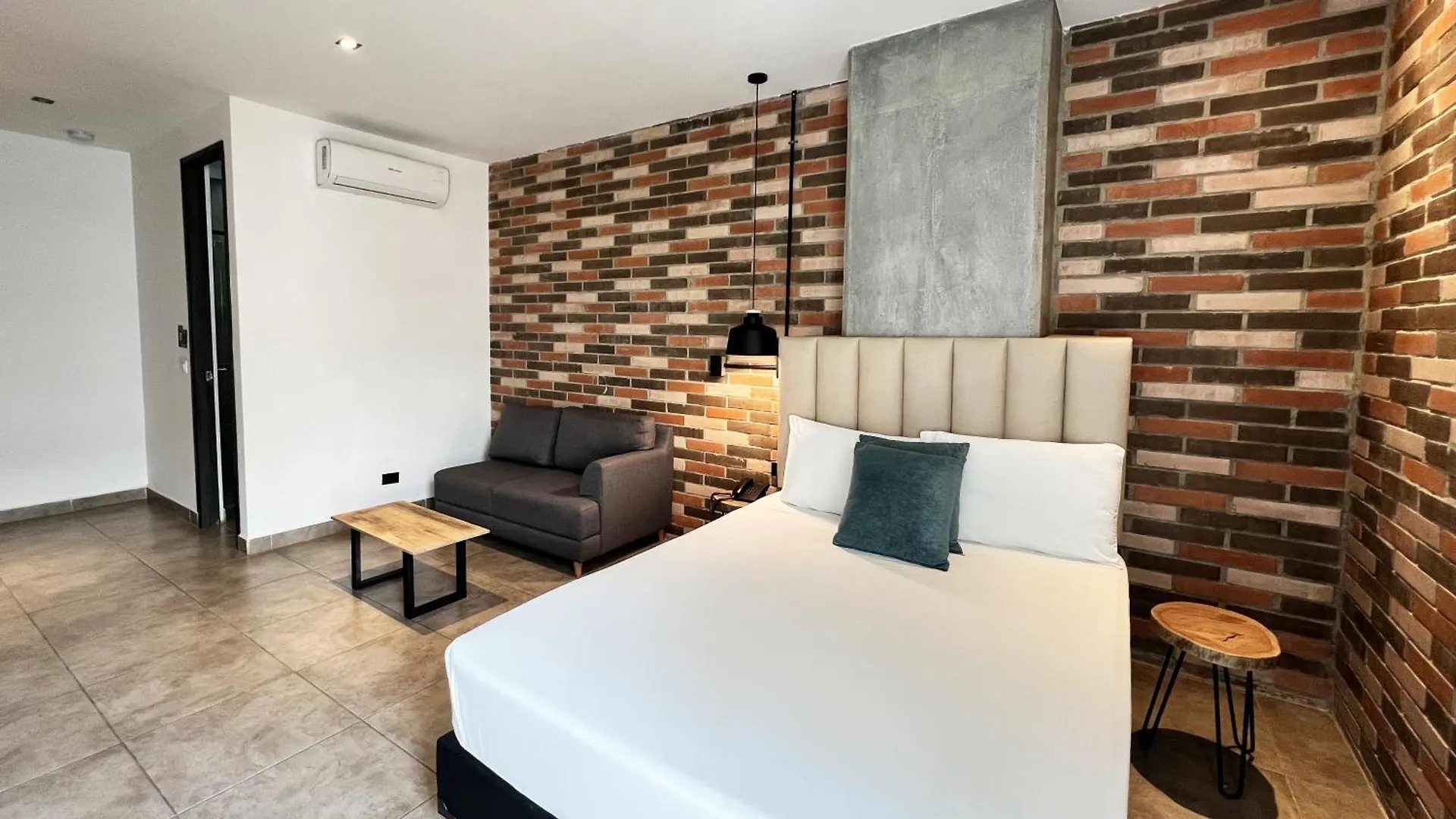 ***  מדיין Hotel App Mde קולומביה
