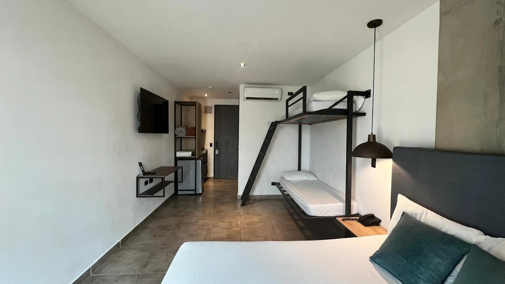 מדיין Hotel App Mde 3*,  קולומביה