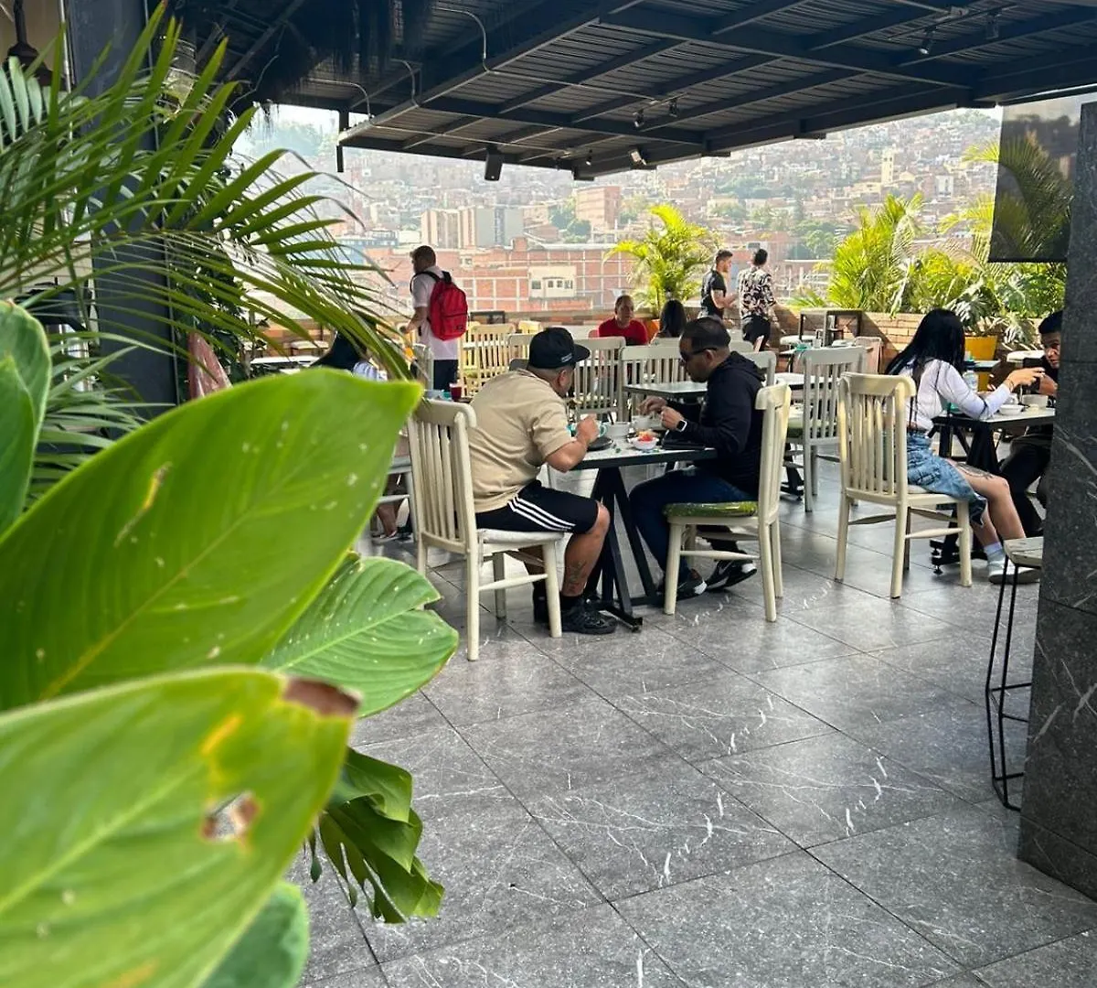 Hotel App Mde Medellín 3*,