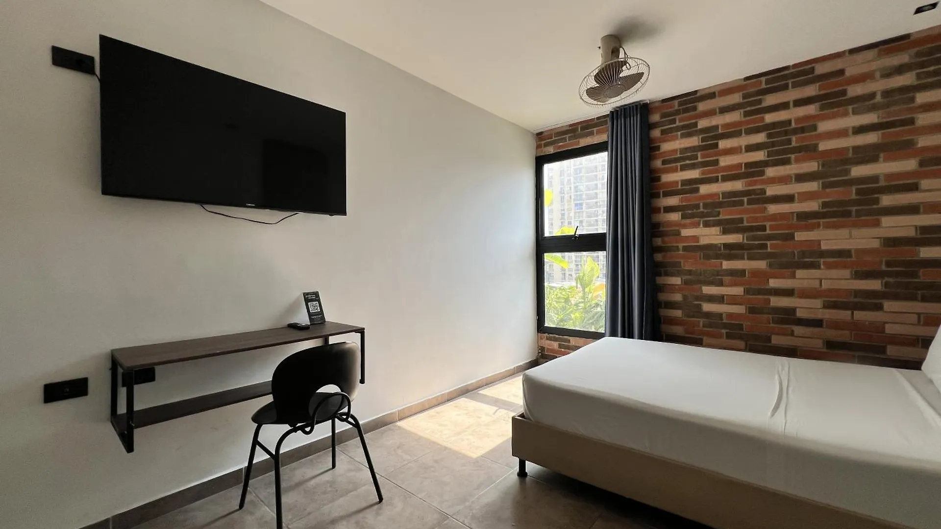 ***  Hotel App Mde Medellin Colombia
