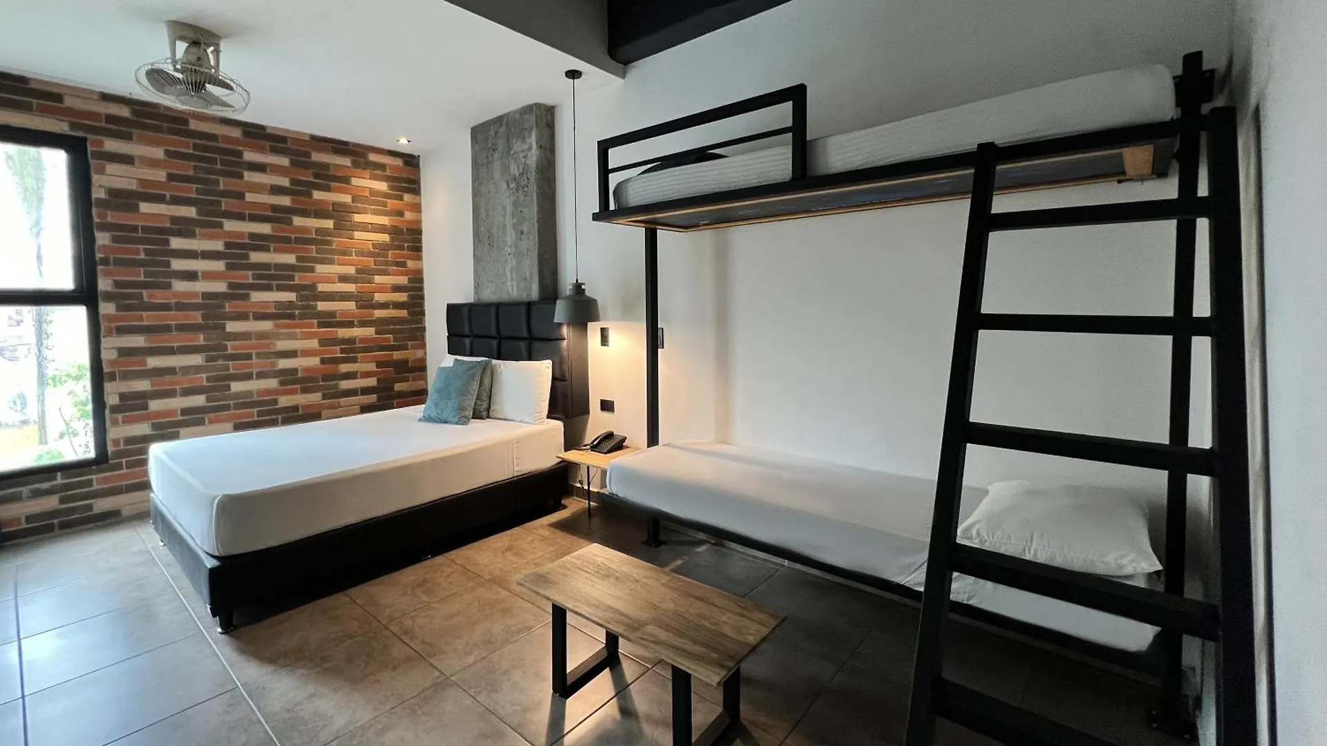 Hotel App Mde Medellin Colombia
